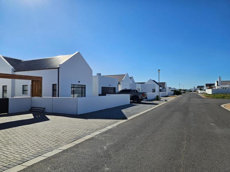 3 Bedroom Property for Sale in Britannia Bay Western Cape